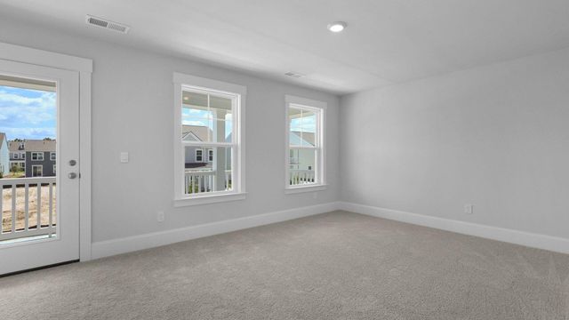 135 Lilac Grove Way, Summerville, SC 29486