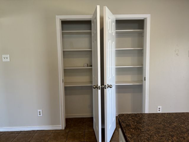 705 Kingsbridge Drive, Garland, TX 75040