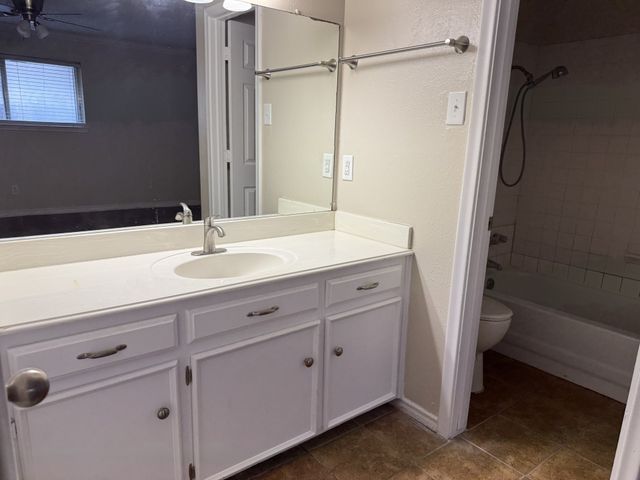 705 Kingsbridge Drive, Garland, TX 75040
