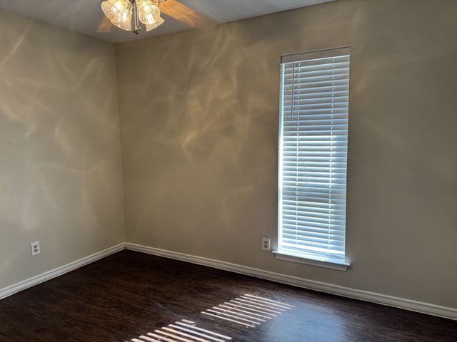 705 Kingsbridge Drive, Garland, TX 75040