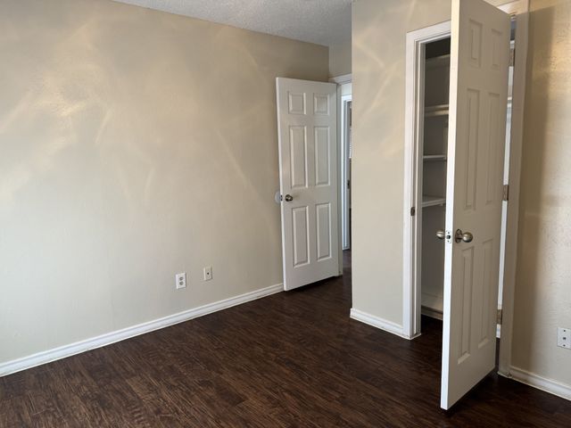 705 Kingsbridge Drive, Garland, TX 75040