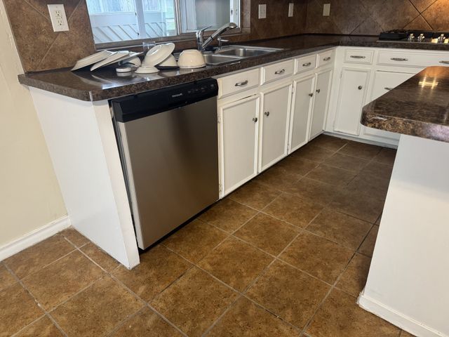 705 Kingsbridge Drive, Garland, TX 75040