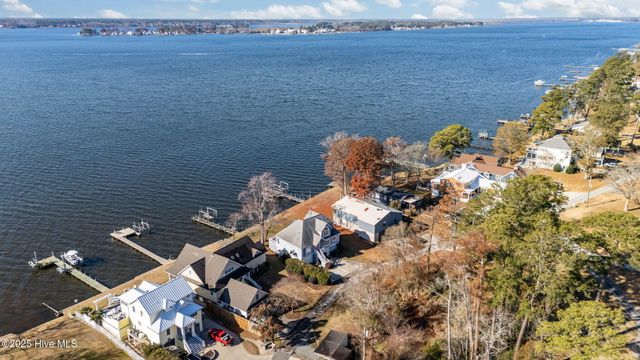 144 E River Acres Road, Washington, NC 27889