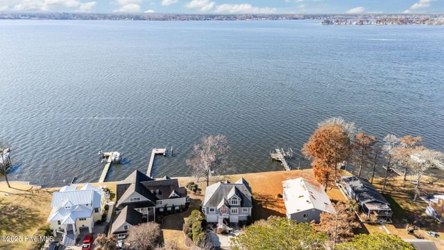 144 E River Acres Road, Washington, NC 27889