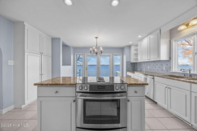 144 E River Acres Road, Washington, NC 27889