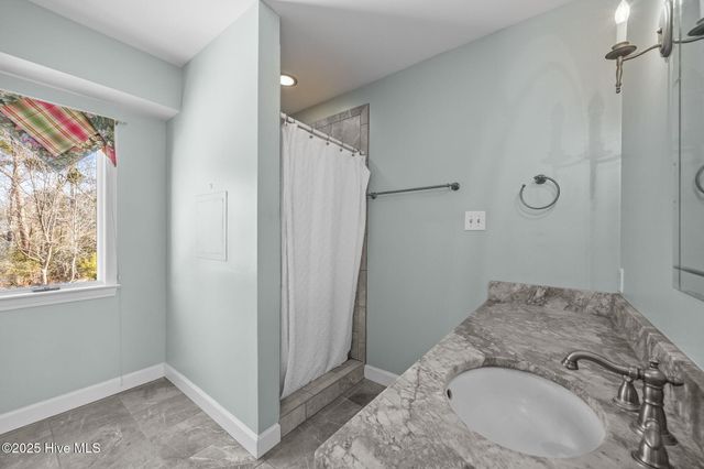 144 E River Acres Road, Washington, NC 27889