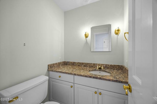 144 E River Acres Road, Washington, NC 27889