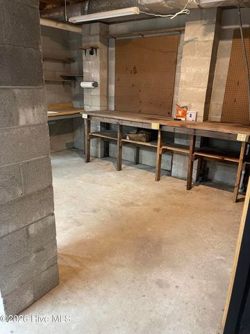 144 E River Acres Road, Washington, NC 27889