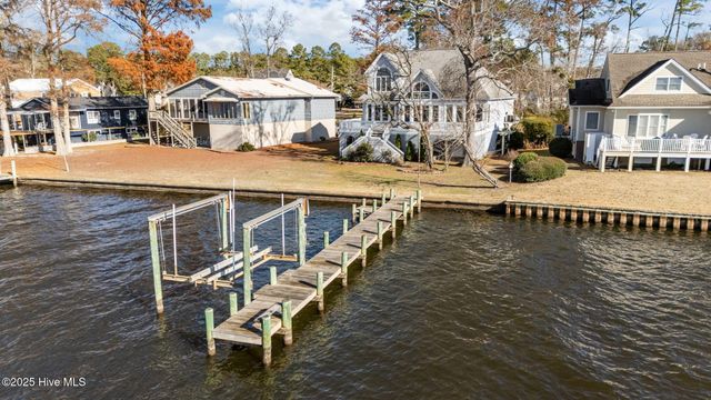 144 E River Acres Road, Washington, NC 27889