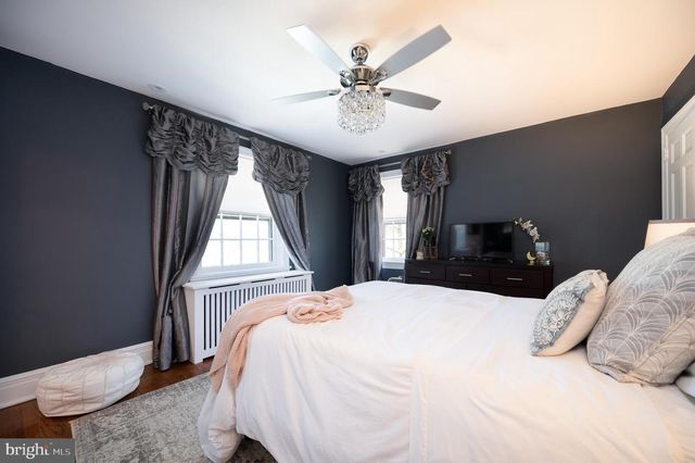 702 GREENHILL AVE, Wilmington, DE 19805