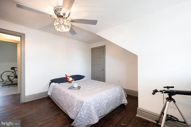 702 GREENHILL AVE, Wilmington, DE 19805