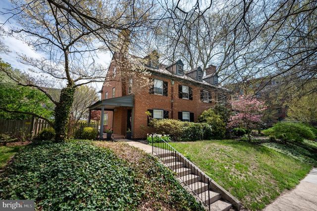 702 GREENHILL AVE, Wilmington, DE 19805