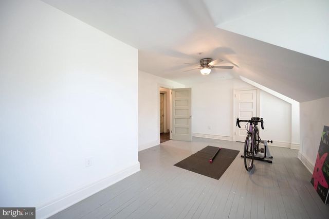702 GREENHILL AVE, Wilmington, DE 19805