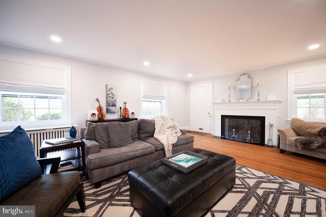 702 GREENHILL AVE, Wilmington, DE 19805