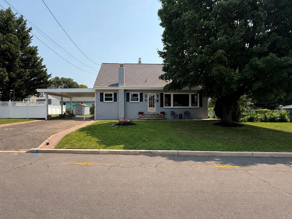 121 PATTERSON AVE, Bellmawr, NJ 08031