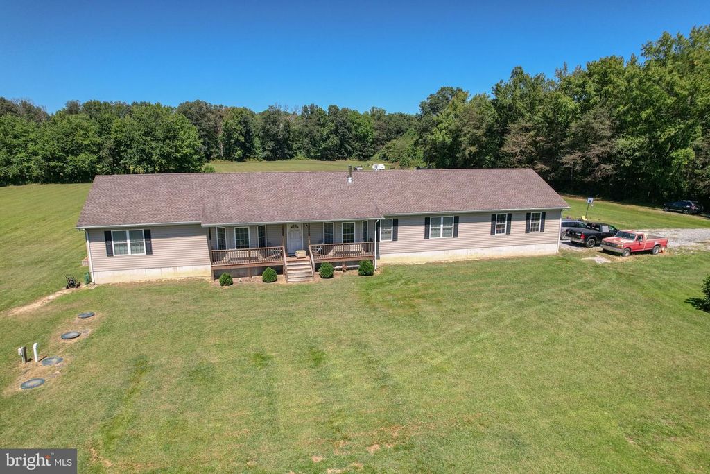 112 OPEN MEADOW CT, Clayton, DE 19938