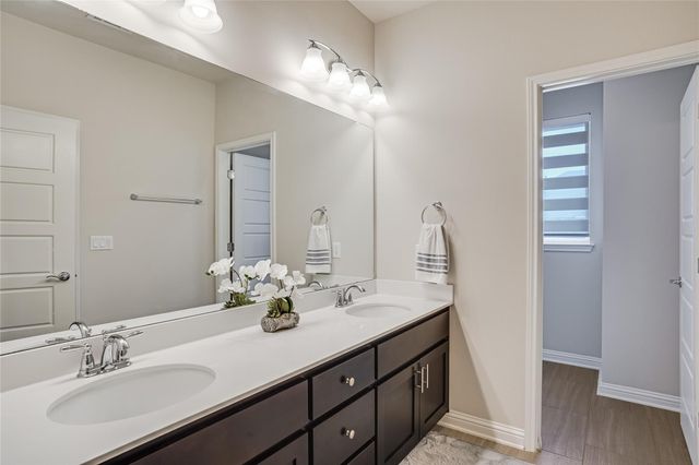 13800 Lyndhurst ST 325, Austin, TX 78717