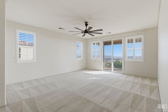 14011 Raphael Avenue, Bakersfield, CA 93306