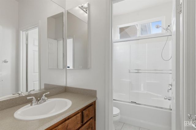 14011 Raphael Avenue, Bakersfield, CA 93306