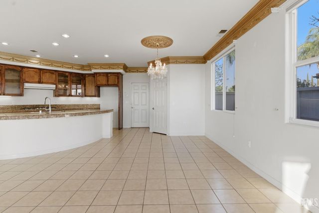 14011 Raphael Avenue, Bakersfield, CA 93306