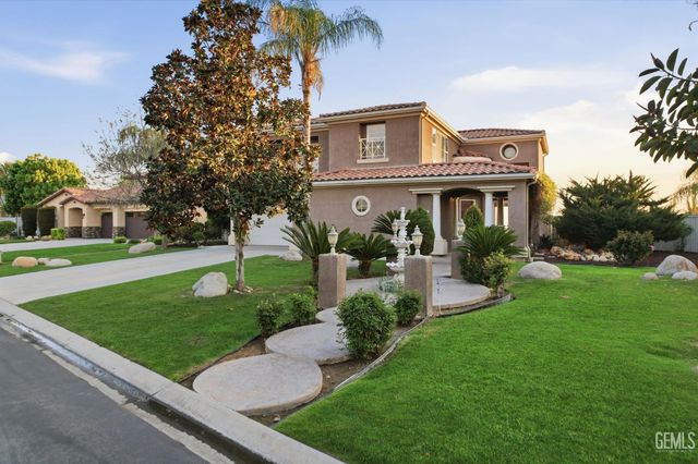 14011 Raphael Avenue, Bakersfield, CA 93306