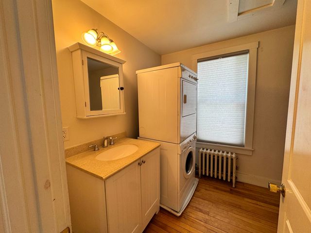 90 Centre Street, Concord, NH 03301