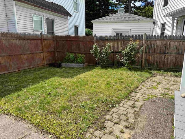 90 Centre Street, Concord, NH 03301