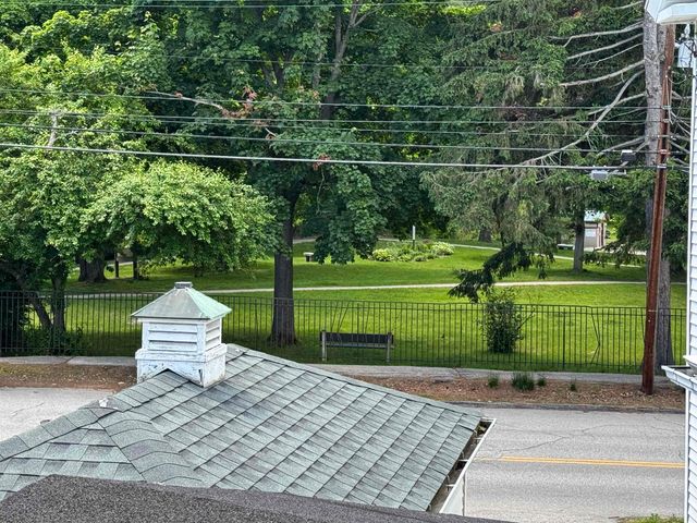 90 Centre Street, Concord, NH 03301