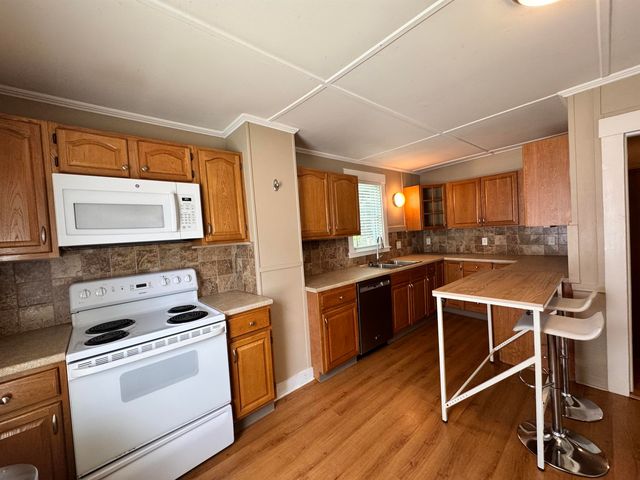 90 Centre Street, Concord, NH 03301