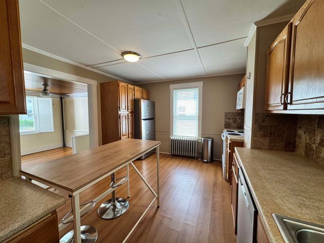90 Centre Street, Concord, NH 03301