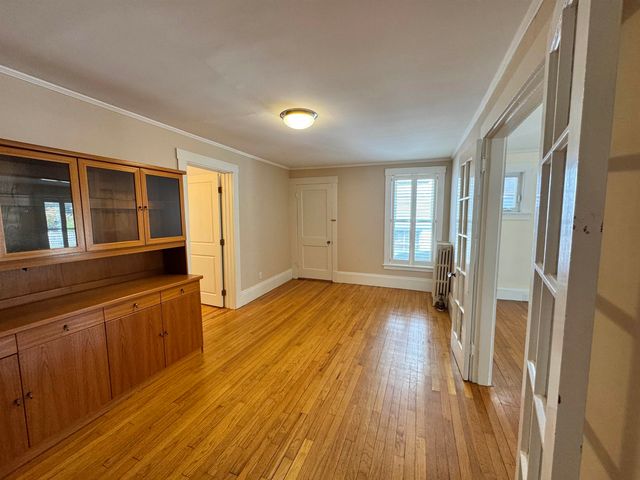 90 Centre Street, Concord, NH 03301