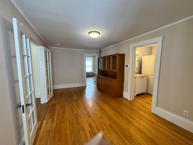 90 Centre Street, Concord, NH 03301