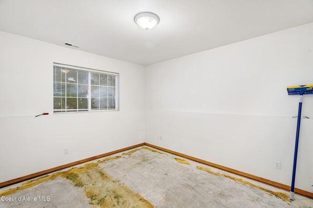 15288 N Vernon St, Rathdrum, ID 83858