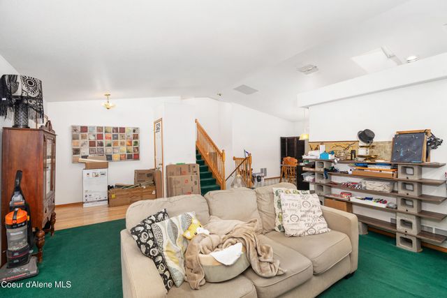 15288 N Vernon St, Rathdrum, ID 83858