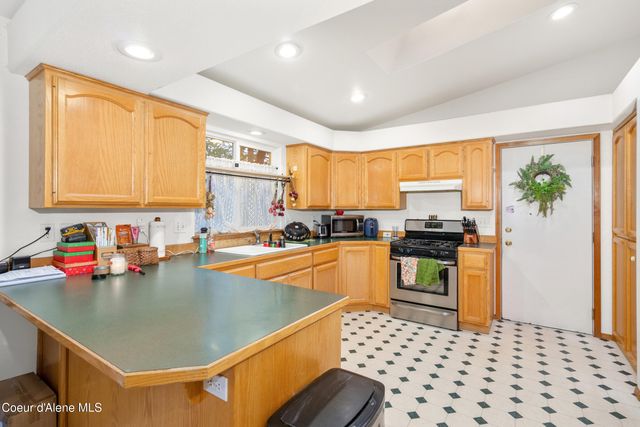 15288 N Vernon St, Rathdrum, ID 83858