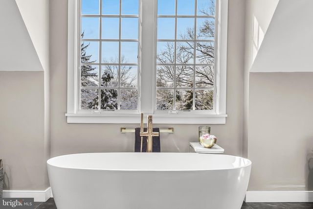 700 LIPPINCOTT AVE, Moorestown, NJ 08057