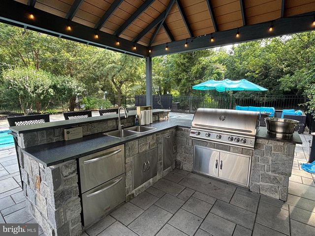 700 LIPPINCOTT AVE, Moorestown, NJ 08057