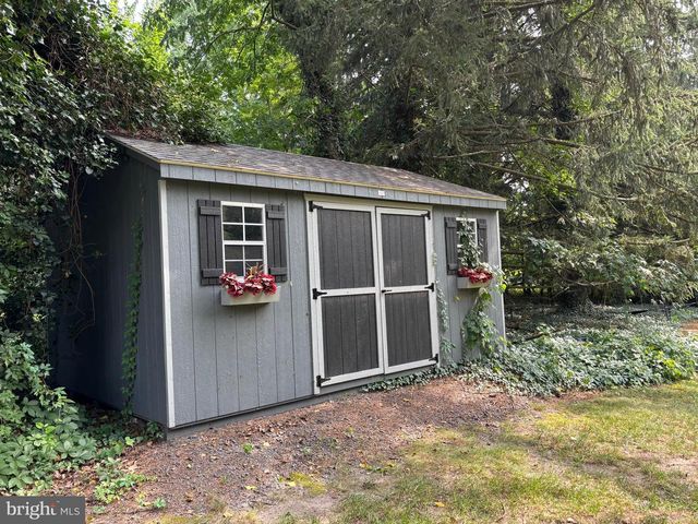 700 LIPPINCOTT AVE, Moorestown, NJ 08057