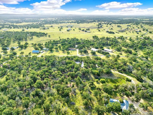 847 Orchard Park, Medina, TX 78055