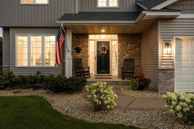 17030 Fairmeadow Way, Farmington, MN 55024