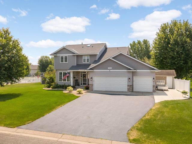 17030 Fairmeadow Way, Farmington, MN 55024