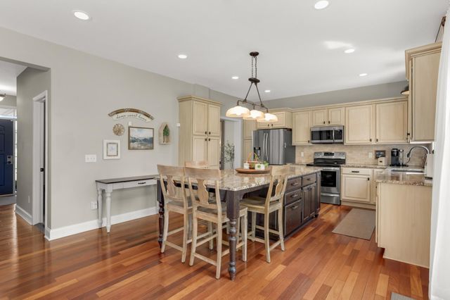 17030 Fairmeadow Way, Farmington, MN 55024