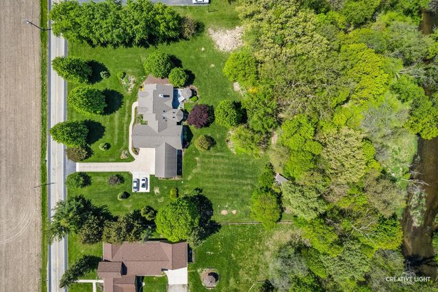 16073 Burr Oak Road, Plano, IL 60545