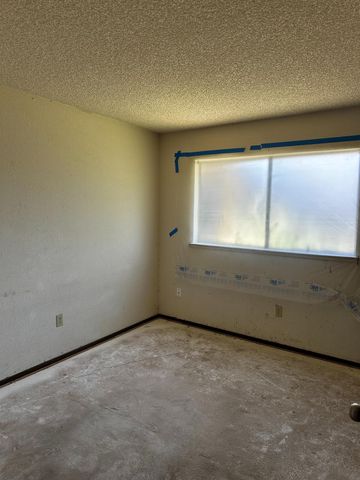 10240 Goinyour Way, Sacramento, CA 95827