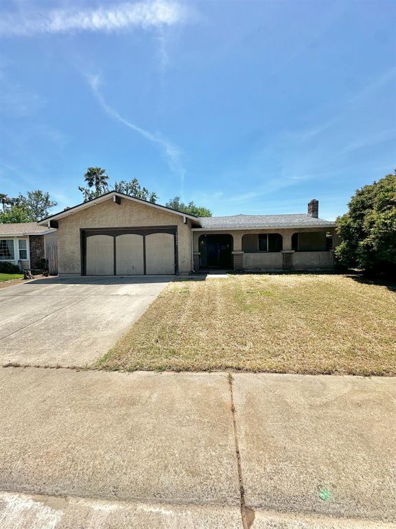 10240 Goinyour Way, Sacramento, CA 95827