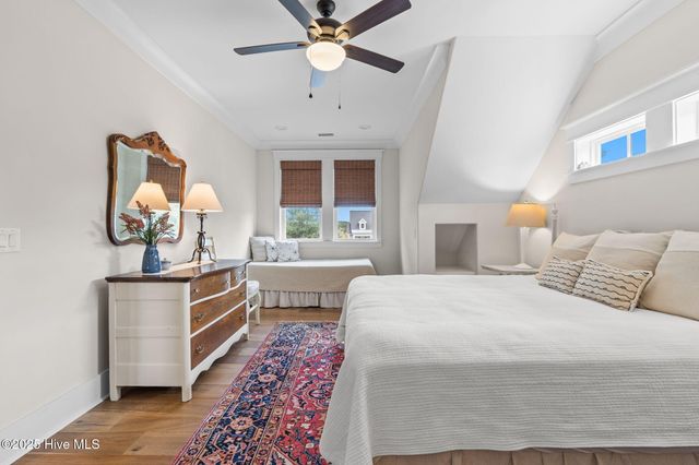 9279 Devaun Pointe Circle, Calabash, NC 28467