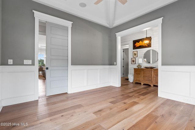 9279 Devaun Pointe Circle, Calabash, NC 28467