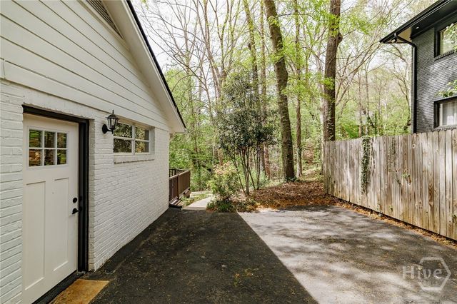 130 Oakdale Road, Athens, GA 30606