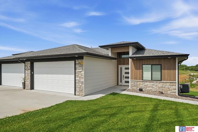 1143 Sand Hill Road, Louisville, NE 68037