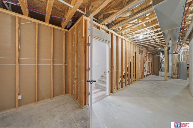 1143 Sand Hill Road, Louisville, NE 68037